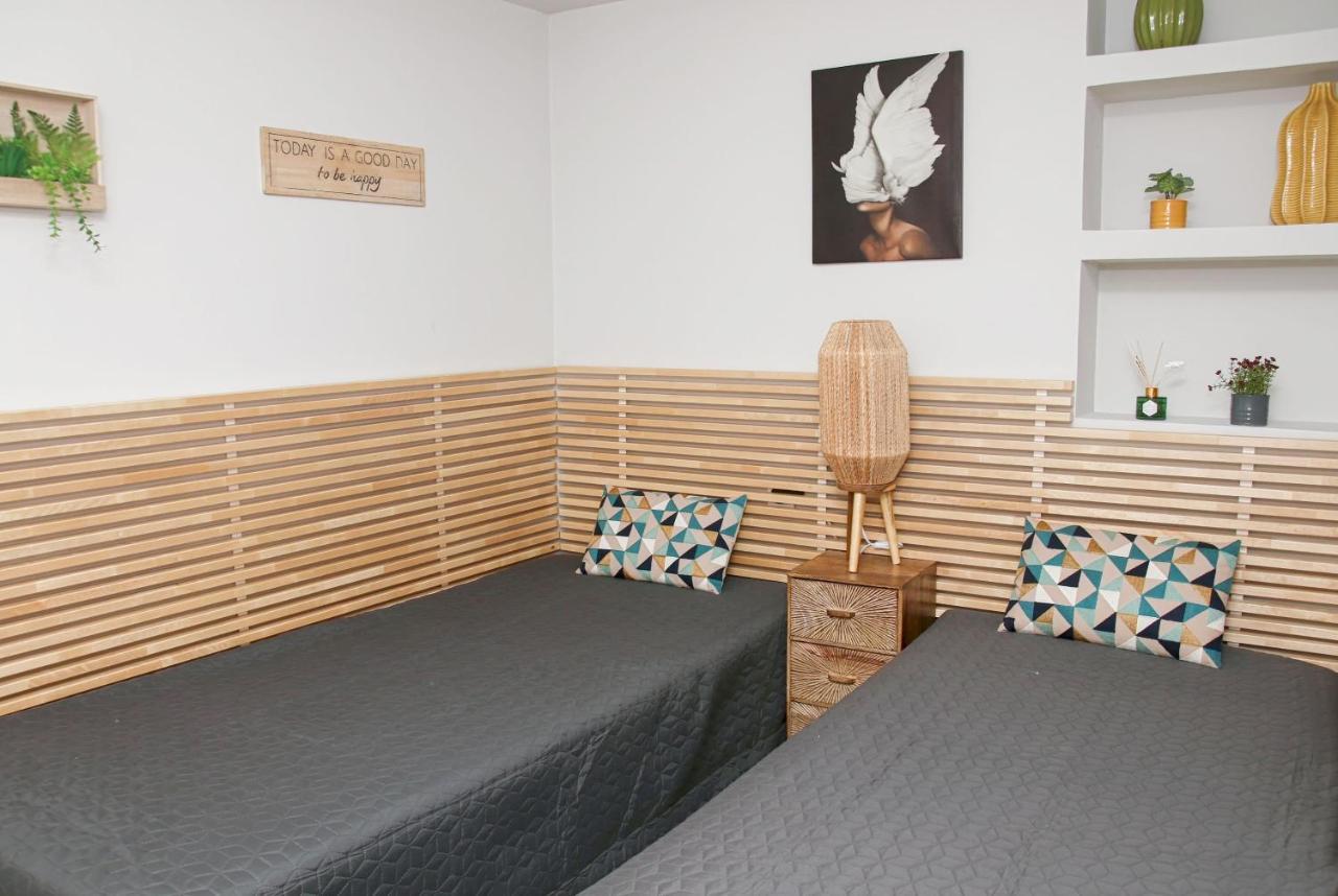 Sunshine Apartment ฟูเอนฮิโรลา ภายนอก รูปภาพ